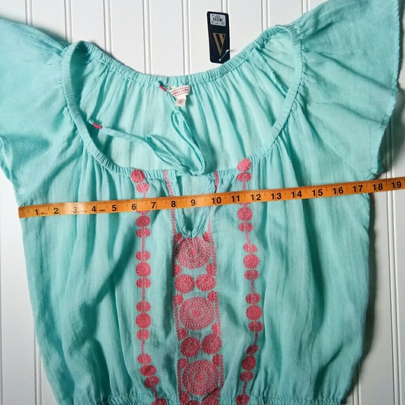 Cape Juby Embroidered Ruffle Cropped Peasant Top - Picture 5 of 8